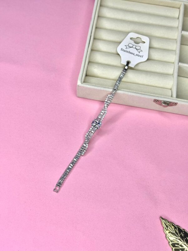 luxury Unique Design Zarkoon Crystal Stone Bracelet