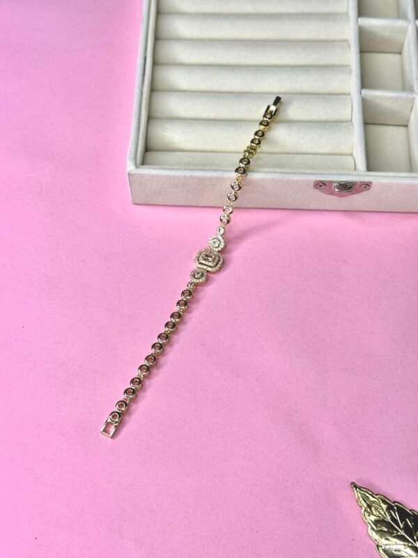 Fancy and Decent Design Zarkoon Bracelet